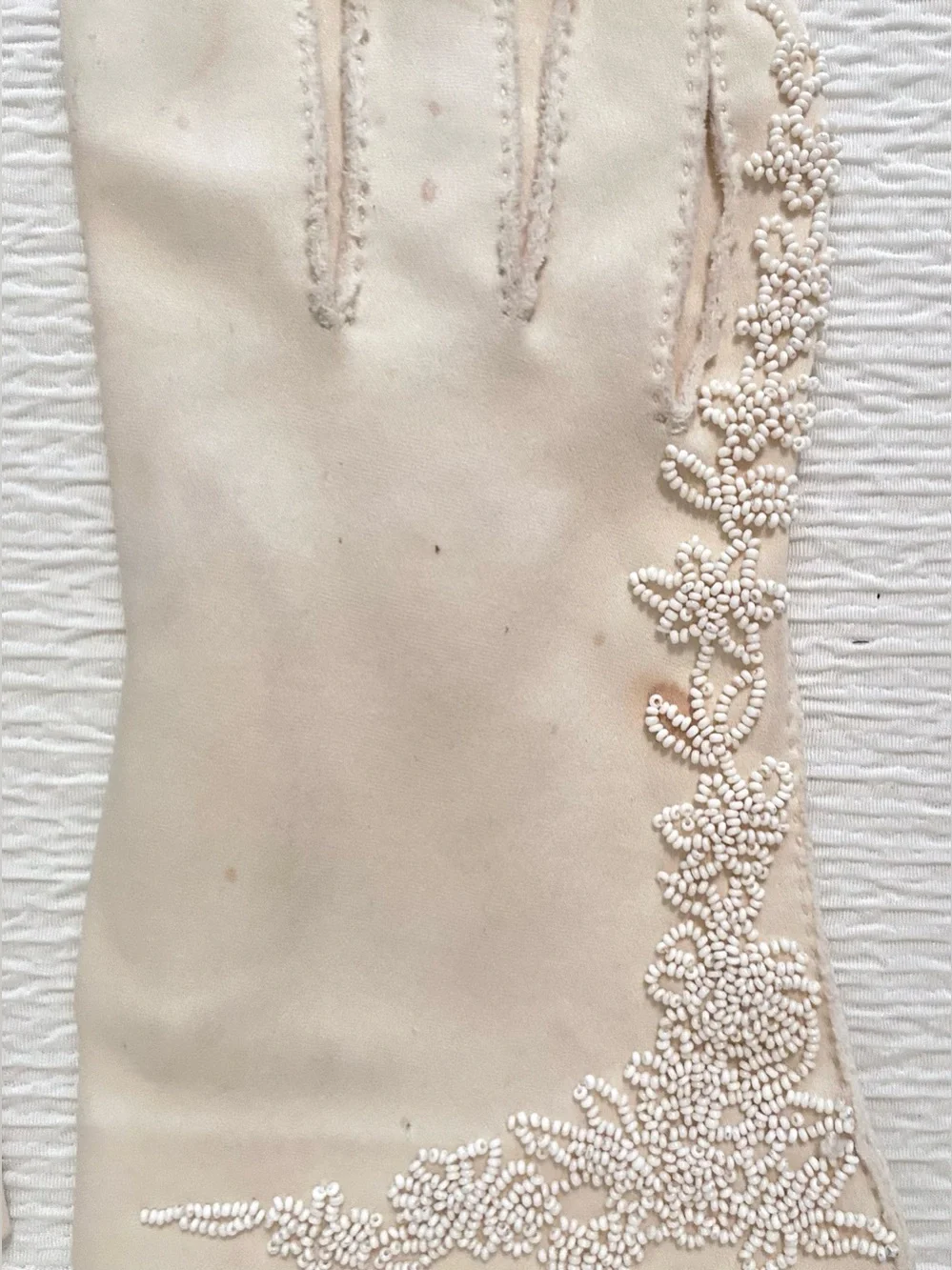 Women’s Elegant Vintage Off White Beaded Wedding Gloves
